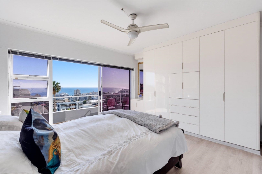 3 Bedroom Property for Sale in Sea Point Western Cape